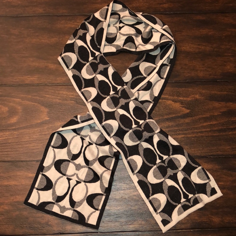 Coach scarf